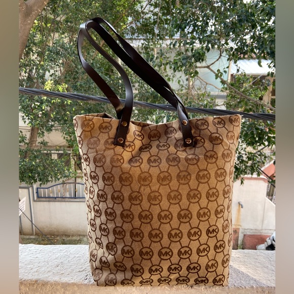 MK Bag - Picture 3 of 7